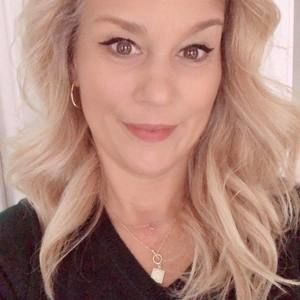 Meet your Posher, Lynn